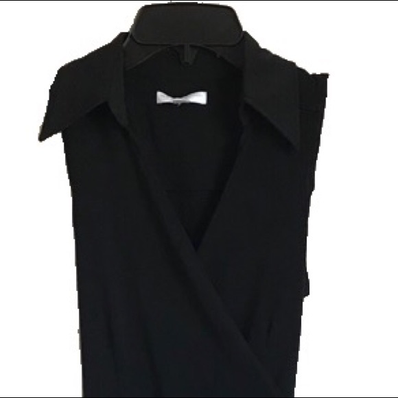 New York & Co. black v-neck collar tie back XS - Picture 2 of 7